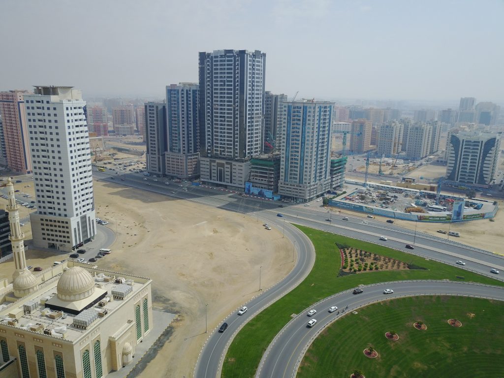 Sahara Tower 4 Strategic location edge of Sharjah2