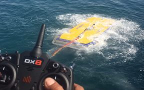 HullWiper Remotely Operated Vehicle ROV at work