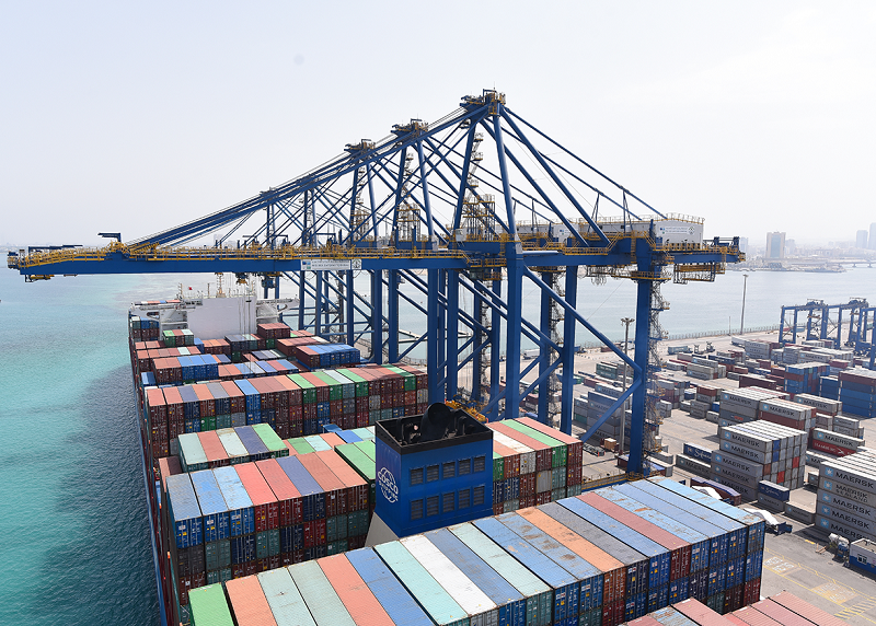 COSCO Shipping PIF acquire 40% of Gateway Terminal - Construction News Middle East