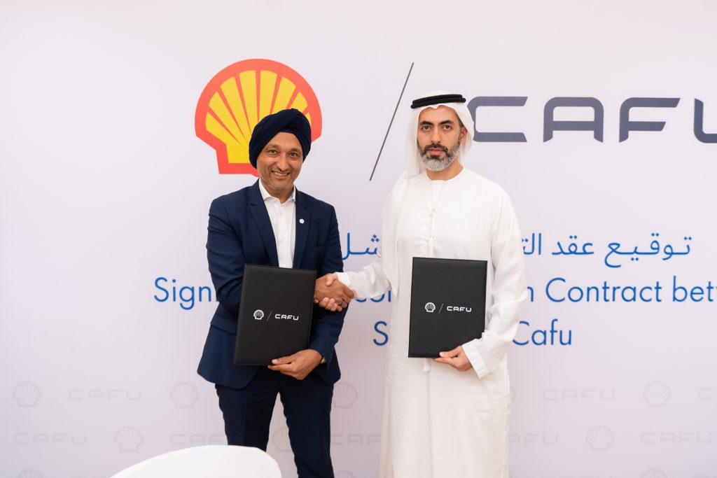 Parminder Kohli Senior VP Shell Lubricants EMEA and Rashid Al Ghurair CEO and Founder CAFU 1